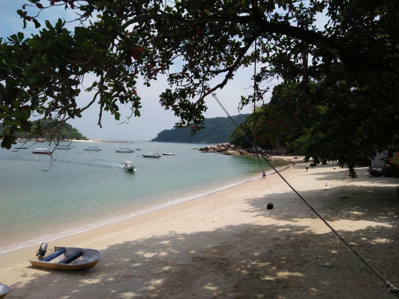 Hotel Nazri Nipah Camp Pekan Pangkor Exterior foto